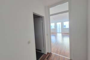 Helle 2-Zi.-Wohnung mit TG-Stellplatz in Stadtresidenz Dortmund – Die vollständige Adresse der Immobilie erhältst du vom Anbieter., 44135 City, Dortmund – Vorschaubild 9