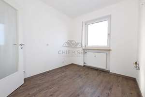 Helle 3-Zimmer-Wohnung mit Balkon und Garage in begehrter Lage von Traunstein – Karl-Merkenschlager-Straße 3, 83278 Traunstein – Vorschaubild 4