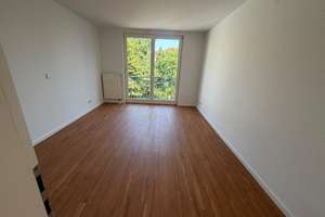 Zentral wohnen in Leipzig: Helle 2-Zimmer-Wohnung mit Balkon – 4315 Neustadt-Neuschönefeld, Leipzig – Vorschaubild 4