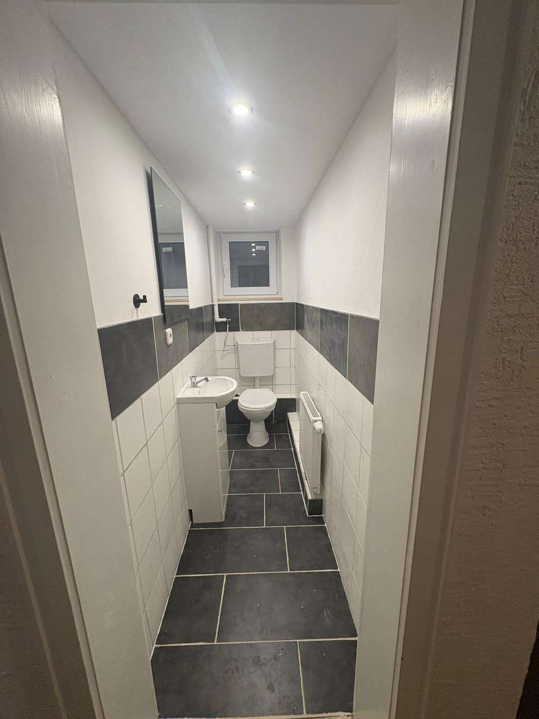 Immobilie in Calw - Wohnen im Grünen – charmantes Zuhause mit Blick ins Tal und Waldnähe - Bild 5