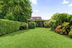 Großzügige 3,5-Zimmer-Wohnung mit traumhaftem Garten, Terrasse und TG-Stellplatz – Die vollständige Adresse der Immobilie erhältst du vom Anbieter., 70619 Heumaden, Stuttgart – Vorschaubild 2