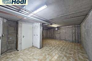 Großes Reihenhaus mit Garage und AAP im Freien sucht neuen Eigentümer !! – Die vollständige Adresse der Immobilie erhältst du vom Anbieter., 72760 Reutlingen-Mitte, Reutlingen – Vorschaubild 24
