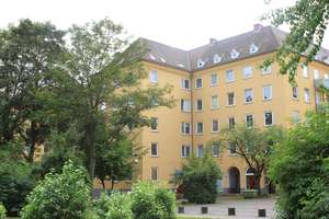 Wohnen am Quartierspark - renovieren Sie diese 2-ZW und erhalten mietfreie Zeit – Herkulesstraße  95, 34119 West, Kassel – Vorschaubild 1