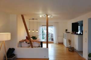 2-Zi-Wohnung im grünem Zentrum von Zuffenhausen mit großem Gartenanteil