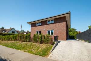 Exklusiver KfW40-Neubau: Stadtvilla in ruhiger Wohnlage von Iserbrook – Energieeffizienzklasse A+ |  – Die vollständige Adresse der Immobilie erhältst du vom Anbieter., 22589 Iserbrook, Hamburg – Vorschaubild 7