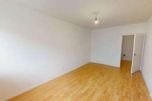 *Niedrige Provision* Helle 4-Zimmer-Wohnung mit zwei Balkonen – nur wenige Schritte zum Rhein – Die vollständige Adresse der Immobilie erhältst du vom Anbieter., 68163 Lindenhof, Mannheim – Vorschaubild 5