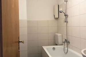 ***Große Dachgeschoßwohnung in ruhiger Lage sucht nette Mieter*** – Koppestr. 1, 45143 Altendorf, Essen – Vorschaubild 8