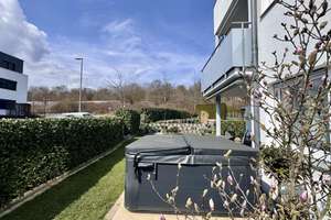 Lindenhöhen Ulm: Ruhige Gartenwohnung mit Alpenblick – Mähroboter & Wallbox inklusive – Die vollständige Adresse der Immobilie erhältst du vom Anbieter., 89081 Weststadt, Ulm – Vorschaubild 1
