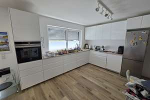 4-Zimmer Wohung inkl. Terrasse und Garten + 2 Stellplätze (1 Stellplatz im Carport) – Die vollständige Adresse der Immobilie erhältst du vom Anbieter., 82398 Polling – Vorschaubild 18