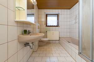 3-Familienhaus in Top-Lage am Annaberg – Die vollständige Adresse der Immobilie erhältst du vom Anbieter., 92237 Sulzbach-Rosenberg – Vorschaubild 24