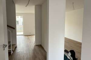 Innenhof | gemütliches Reihenhaus 4-Zi (E3) mit eigenem Garten und Gäste-WC | ab sofort verfügbar! – Waldhausener Straße 130-165, 41061 Gladbach, Mönchengladbach – Vorschaubild 10