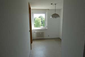3Zimmer Küche, Keller Stellplatz, Balkon ins Grüne – Die vollständige Adresse der Immobilie erhältst du vom Anbieter., 76149 Neureut, Karlsruhe – Vorschaubild 5