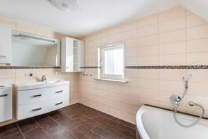 Wir geben deiner Zukunft ein Zuhause.  – Die vollständige Adresse der Immobilie erhältst du vom Anbieter., 78054 Schwenningen, Villingen-Schwenningen – Vorschaubild 10