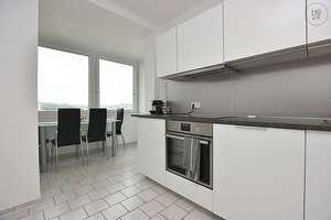 Schicke, modern möblierte Wohnung mit tollem Blick in Stuttgart Mitte – Die vollständige Adresse der Immobilie erhältst du vom Anbieter., 70190 Kernerviertel, Stuttgart – Vorschaubild 12
