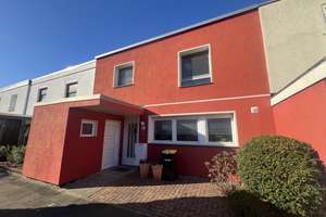 PROVISIONSFREI Reihenmittelhaus mit Garten, Garage & Smart-Home-Ausstattung – Die vollständige Adresse der Immobilie erhältst du vom Anbieter., 30823 Garbsen – Vorschaubild 1