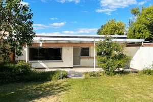 Wohnen auf einer Ebene - Bungalow mit ca. 157 m² Wfl. und Garten im Grünen – Rheinisch-Bergischer Kreis – Vorschaubild 1