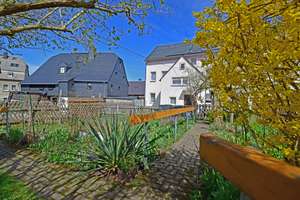*Direkt im Stadtkern - schönes Wohnhaus in Zwönitz* – Kühnhaider Str. 9, 8297 Zwönitz – Vorschaubild 16