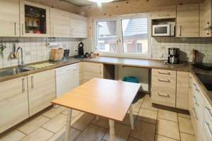 Eigenheim mit Garten inkl. Werkstatt, großer Garage und Innenhof – Die vollständige Adresse der Immobilie erhältst du vom Anbieter., 76706 Dettenheim – Vorschaubild 4