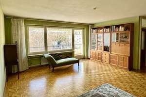 Helle 3-Zimmer Wohnung mit Sonnen-SW-Balkon im 3.OG inkl. Gäste-WC & saniertem Dach provisionsfrei 