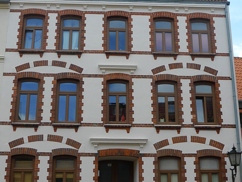 Wohnung mit kleiner Terrasse sucht Spatzen zur Miete!