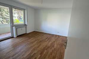 Großzügige 3-Zimmer-Wohnung, 2 Balkonen und Stellplatz – Die vollständige Adresse der Immobilie erhältst du vom Anbieter., 86156 Kriegshaber, Augsburg – Vorschaubild 4