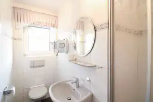 Leben auf einer Ebene: Gepflegter Bungalow mit großem Garten! – Emsland (Kreis) – Vorschaubild 9
