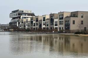 Einziehen-Wohlfühlen/Reihenhaus direkt an der Dahme/ 3 Terrassen/ Parkett/ Fußbodenheizung