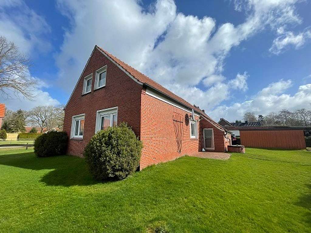 Immobilie in Hesel - Handwerkerobjekt mit Potenzial – Siedlungshaus auf großem Südgrundstück - Bild 1