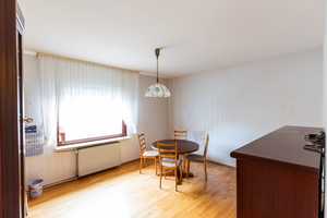 Großes Haus für die große Familie. Freistehendes  1-3-Familienhaus mit großem Garten und Garage – Groß-Gerau (Kreis) – Vorschaubild 7