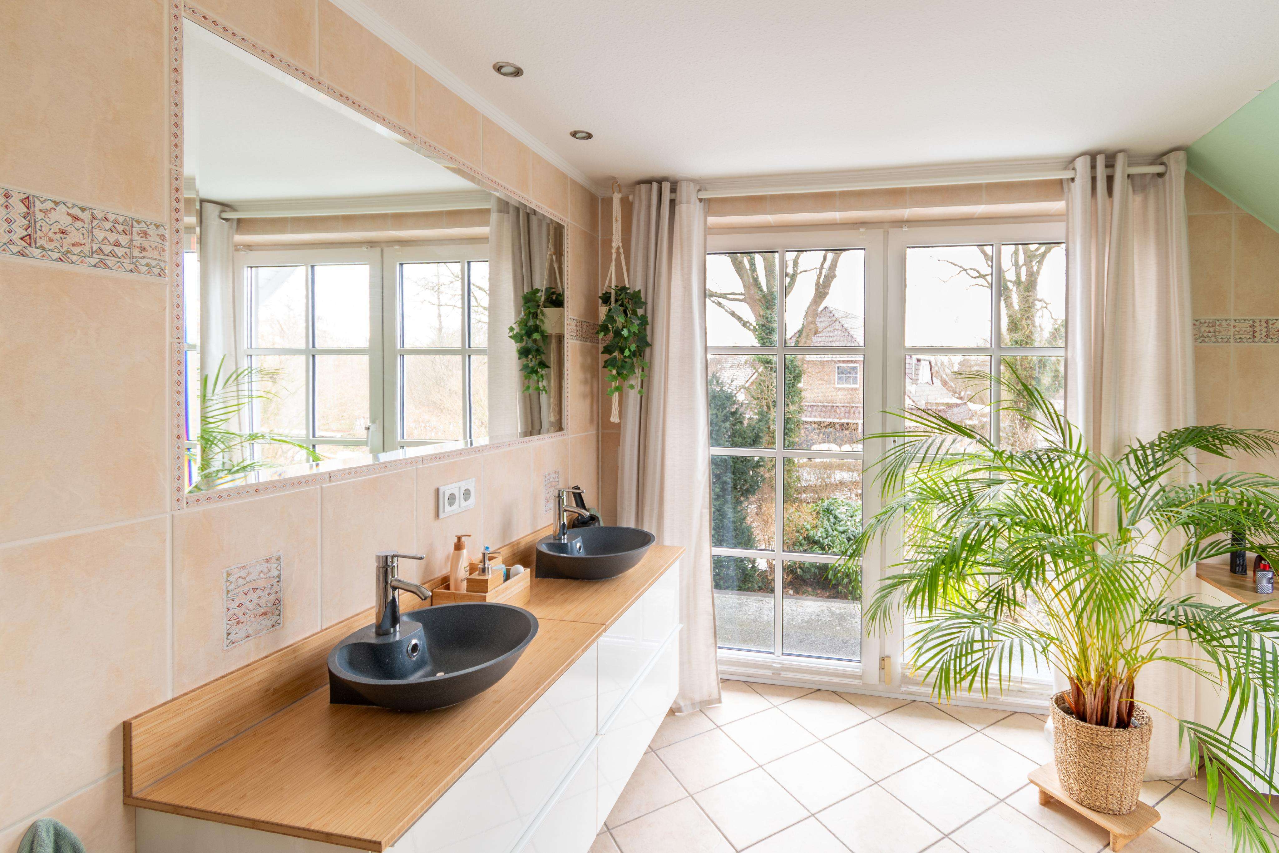 Immobilie in Stuvenborn - Exklusives Anwesen mit Einliegerwohnung, hauseigenem Irish Pub und zusätzlichem Baufenster - Bild 5