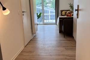 Köln: provisionsfreies möbliertes (Studenten-) Apartment mit Küchenzeile und Balkon – Bonner Str. 281, 50968 Bayenthal, Köln – Vorschaubild 2