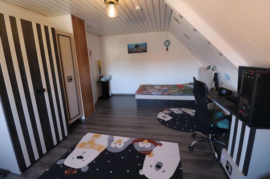 Immobilie in Münsingen - Doppelhaushälfte in ruhiger Lage in Magolsheim - Bild 3