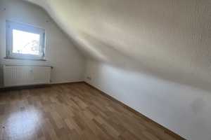Zweifamilienhaus mit großem Garten – Ludwigsburg (Kreis) – Vorschaubild 14