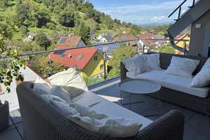 Licht, Luft, Raum - ein Haus mit besonderer Architektur! Durchdachte Villa zum Wohlfühlen mit Pool. – Die vollständige Adresse der Immobilie erhältst du vom Anbieter., 79285 Ebringen – Vorschaubild 17