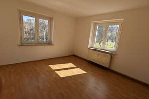 Wäre das was? Hübsche Zwei-Zimmer-Wohnung in Reusa – Knielohstraße 6, 8527 Reusa mit Sorga, Plauen – Vorschaubild 2