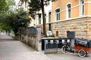WUNDERSCHÖNER STILALTBAU I 117 QM I 4,5 ZIMMER I BALKON I PKW STELLPLATZ I ZENTRALE LAGE I GARTEN – 60431 Ginnheim, Frankfurt am Main – Vorschaubild 24