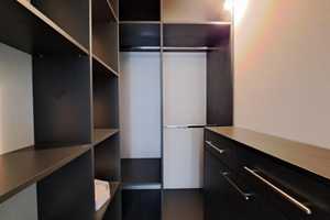 Fully Renovated 2-Room Apartment with a built-in kitchen – Limited 1-Year Lease from 01.09.2025 – Singerstraße 111, 10179 Berlin – Vorschaubild 5