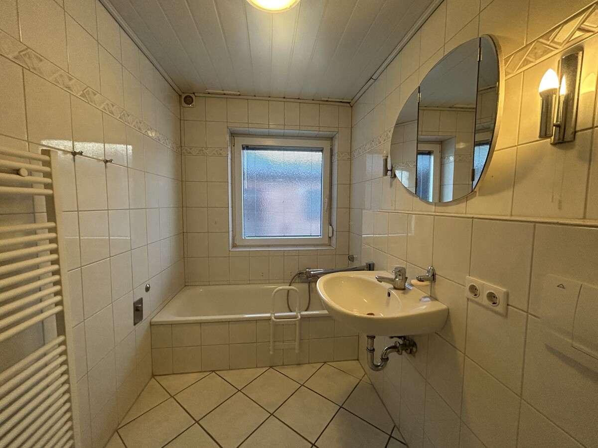 Immobilie in Lindewitt - Großes Familienhaus mit Einliegerwohnung - Bild 3