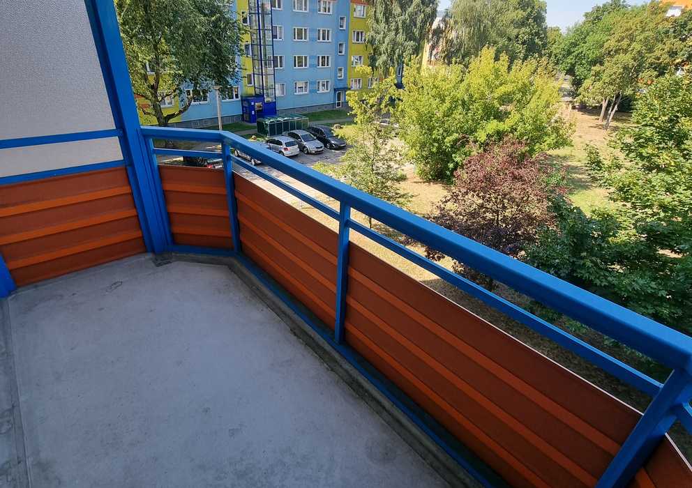 Günstige 2-Zimmer-Wohnung mit großem Balkon im Grünen