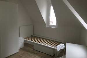 Exklusive Möblierte Zimmer in 3er. WohnGemeinschafft – Libanonstraße 129, 70186 Stuttgart – Vorschaubild 1