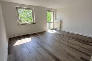 schöne 2-Zi.-Whg. mit Balkon *  ruhige Lage * 52 m² – Feselenstr. 26, 85053 Südost, Ingolstadt – Vorschaubild 1