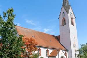 Altersgerechte Wohnung mit Mietgarantie im betreuten Wohnen im Chiemgau zu verkaufen mit Tiefgarage.