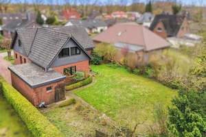 Naturnahes Wohnen mit Stadtanschluss!
Einfamilienhaus in ruhiger Feldrandlage – Die vollständige Adresse der Immobilie erhältst du vom Anbieter., 26215 Wiefelstede – Vorschaubild 26