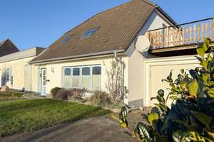 Haus mit zwei Wohneinheiten gleich hinter dem Nordseedeich - Halbinsel Nordstrand – Die vollständige Adresse der Immobilie erhältst du vom Anbieter., 25845 Nordstrand – Vorschaubild 1