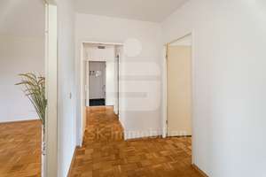 Gepflegte 3-Zimmerwohnung mit Balkon und Aufzug  in Niehl! – Die vollständige Adresse der Immobilie erhältst du vom Anbieter., 50735 Niehl, Köln – Vorschaubild 4
