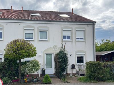 Reihenhaus mit Terrasse und Garten - nur Zwangsversteigerung - keine Käuferprovision