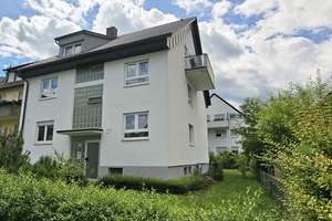 gepflegtes Dreifamilienhaus in Stuttgart-Luginsland – Die vollständige Adresse der Immobilie erhältst du vom Anbieter., 70327 Luginsland, Stuttgart – Vorschaubild 2