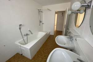 Property thumbnail 12