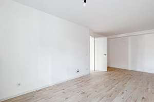 Mitten in der City: 2-Zimmer-Whg mit Duplex-Stellplatz und Südbalkon! – Sauerstraße 3, 85049 Mitte, Ingolstadt – Vorschaubild 8