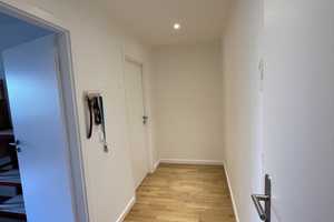 Helle 2-Zimmer-Wohnung - Zwischenmiete – Berlin – Vorschaubild 2